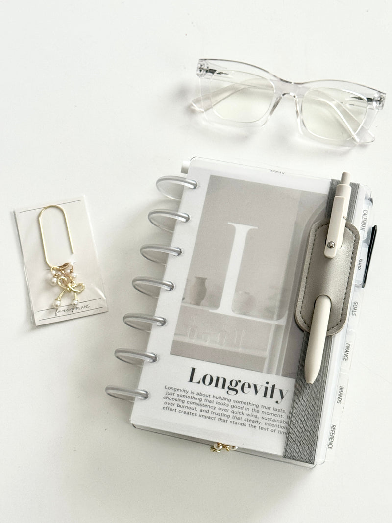 Fancy Charms Paperclips | Pearl Bow – Fancy Plans Co